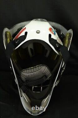 Bauer Concept C2 Goalie Mask Senior Size Medium/Large White (0414-2675)