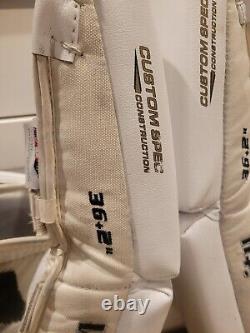 Vaughn Velocity V6 1000i Pro Hockey Goalie Legpads Size 36+2 White