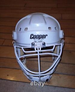 Vtg Cooper SK-2001 & Cat Eyes HM30 Cage Hockey Goalie White Small Sr Size