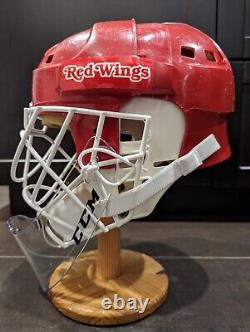 Casque de gardien de but Cooper SK2000 HM30 Dangler avec masque Chris Osgood des Red Wings de hockey.