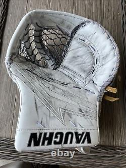 Vaughn Velocity V9 XP Pro Senior Ice Hockey Goalie Catcher. Main régulière