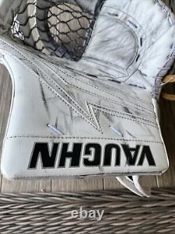 Vaughn Velocity V9 XP Pro Senior Ice Hockey Goalie Catcher. Main régulière