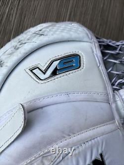 Vaughn Velocity V9 XP Pro Senior Ice Hockey Goalie Catcher. Main régulière