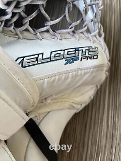 Vaughn Velocity V9 XP Pro Senior Ice Hockey Goalie Catcher. Main régulière